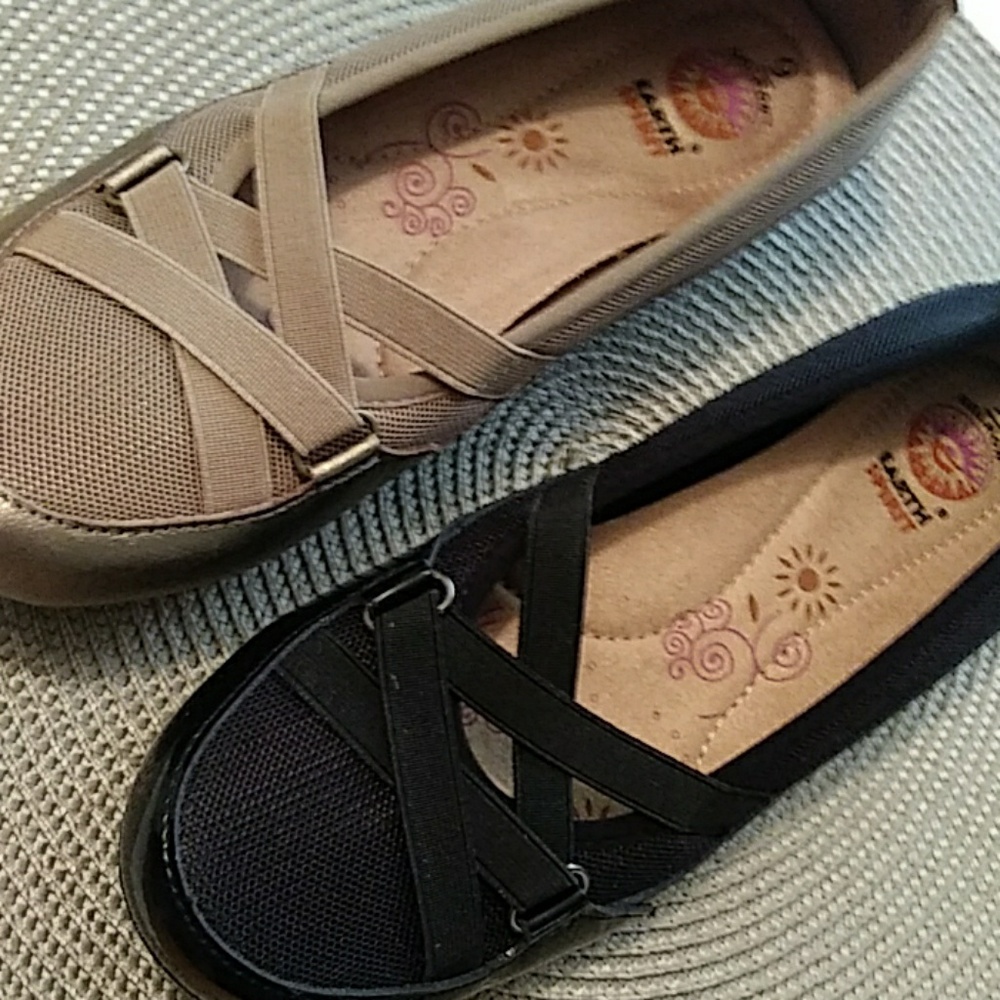 Platinum and black Earth Spirit shoes